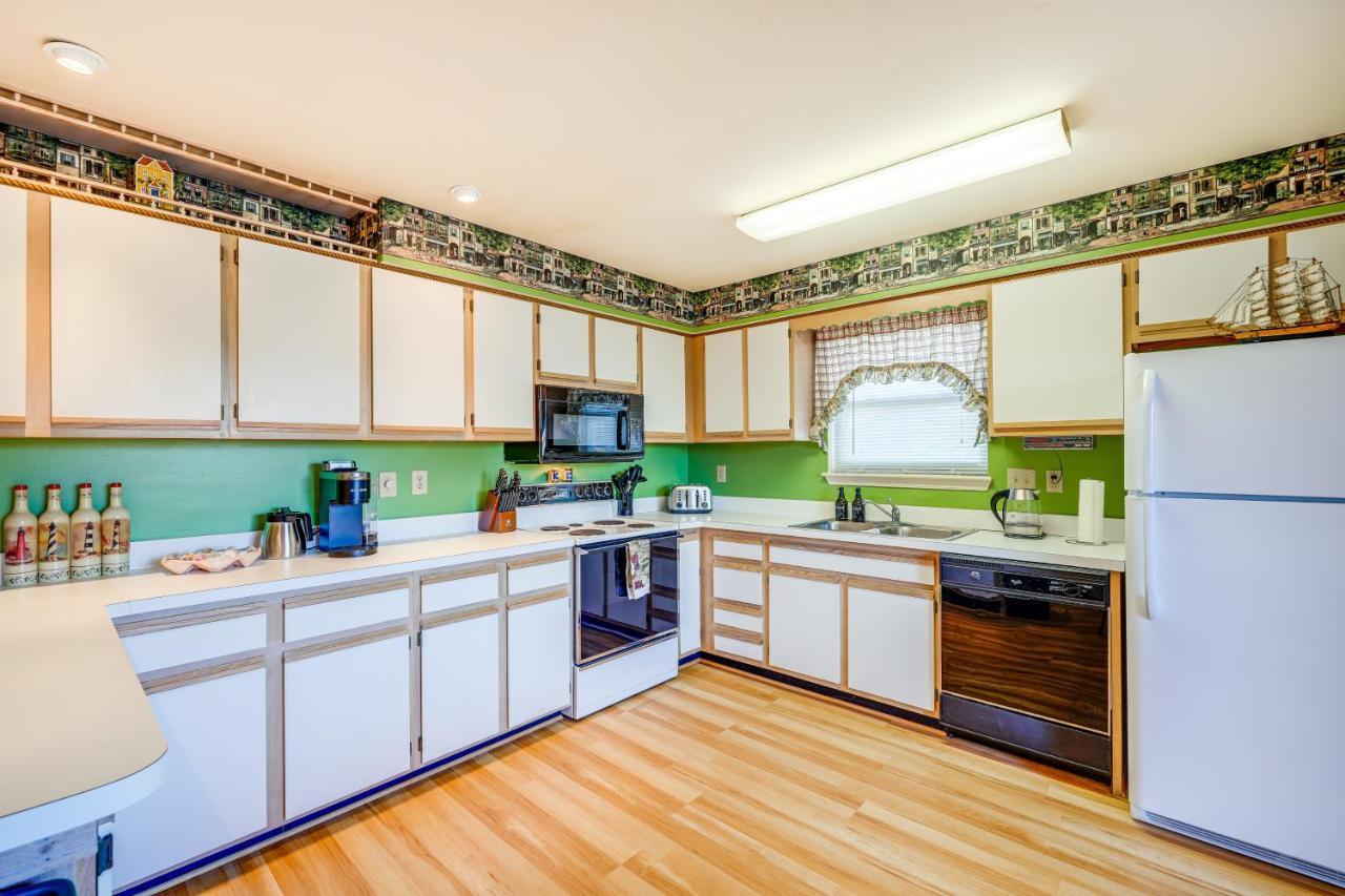 Kitty Hawk Vacation Rental 1 Mi To Beaches! ภายนอก รูปภาพ