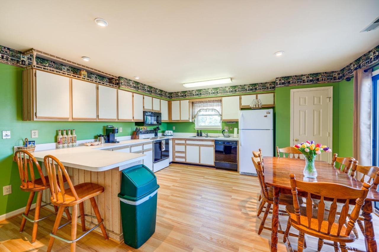 Kitty Hawk Vacation Rental 1 Mi To Beaches! ภายนอก รูปภาพ