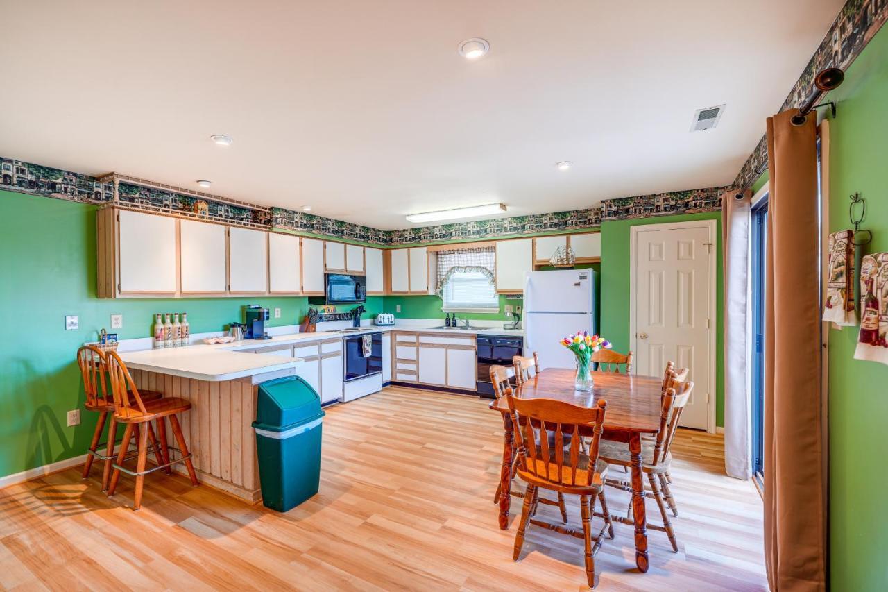 Kitty Hawk Vacation Rental 1 Mi To Beaches! ภายนอก รูปภาพ